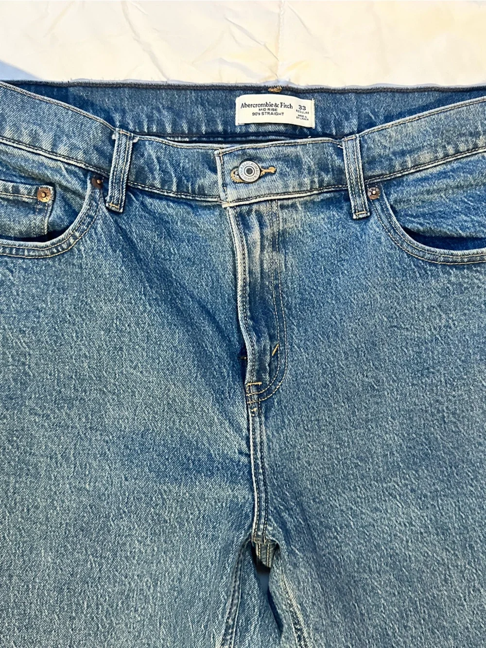 Abercrombie & Fitch Straight Leg Jeans in Blue Wash